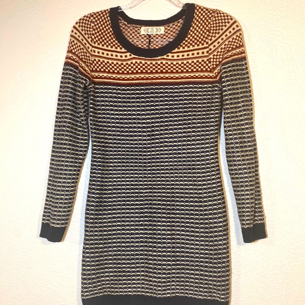 S Pink Rose Winter Sweater